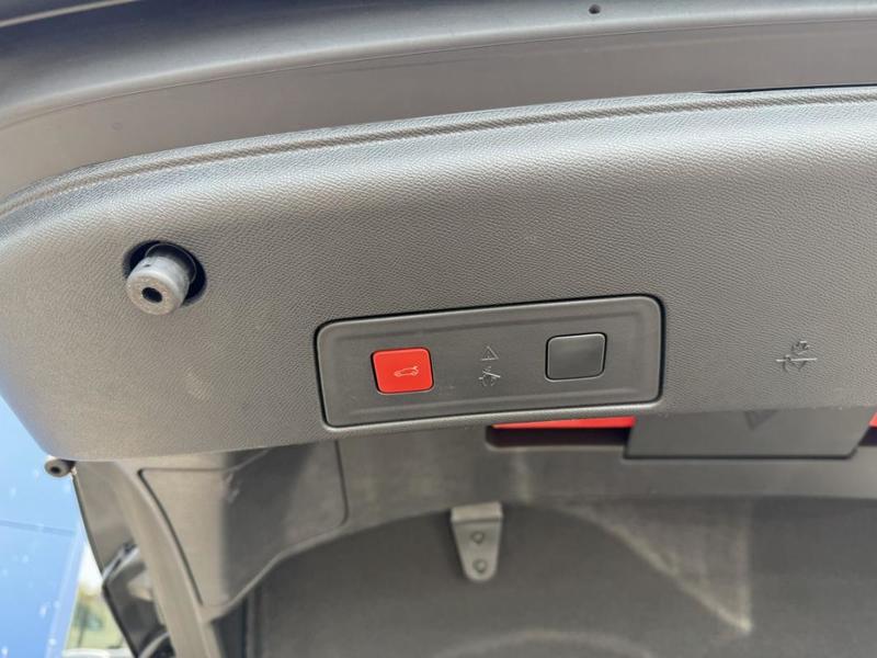 Peugeot 508 II Hybrid4 360 E-Eat8 Pse