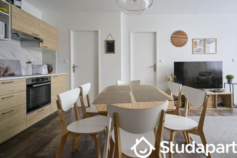 Chambre - 10 m² - 1 pièce