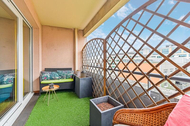 Appartement - 90 m² - 4 pièces