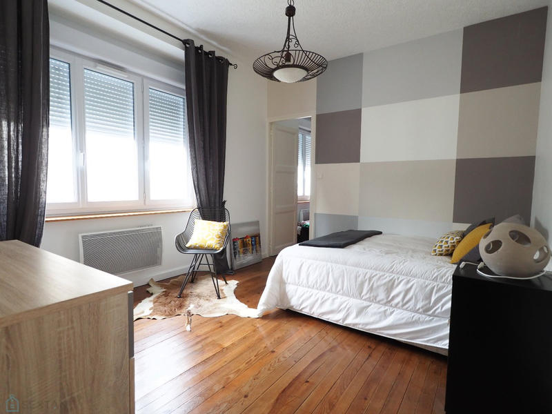 Maison - 174 m² - 7 pièces