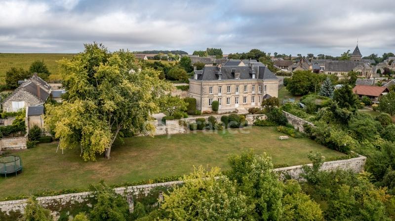 Maison de maîtres - 420 m² - 11 pièces