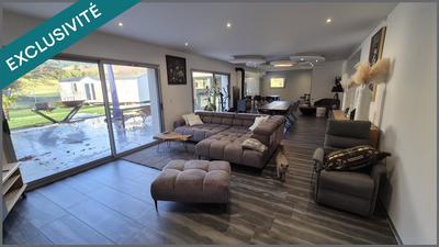 Maison - 270 m² - 7 pièces