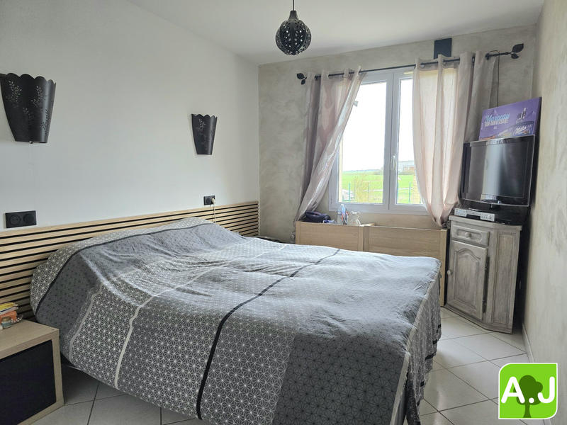 Maison traditionnelle - 90 m² - 5 pièces