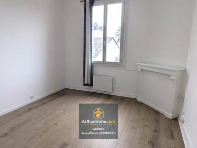 Immeuble - 151 m² - 9 pièces