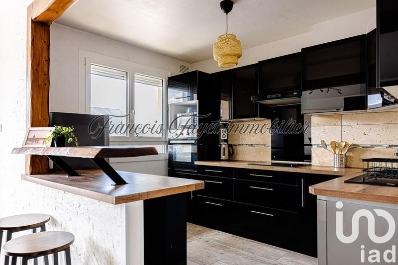 Appartement - 77 m² - 4 pièces