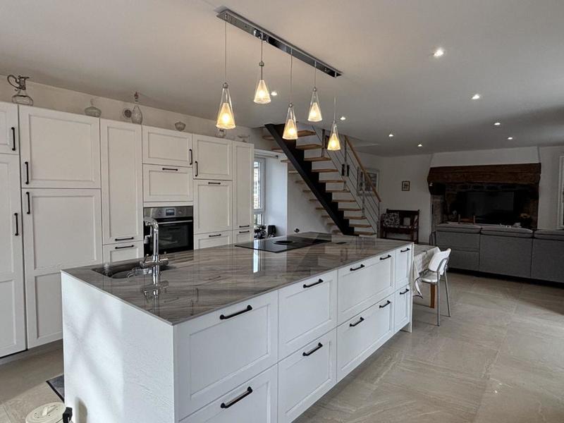 Corps de ferme - 360 m² - 15 pièces