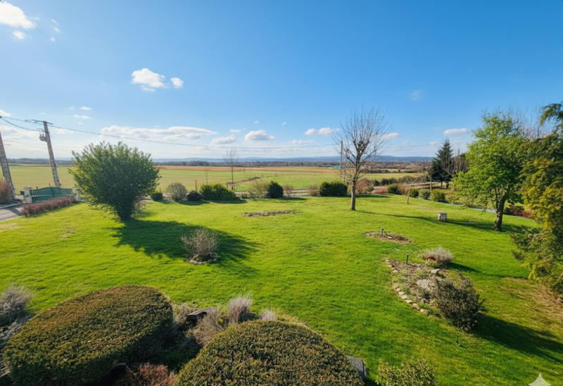 Maison - 202 m² - 6 pièces