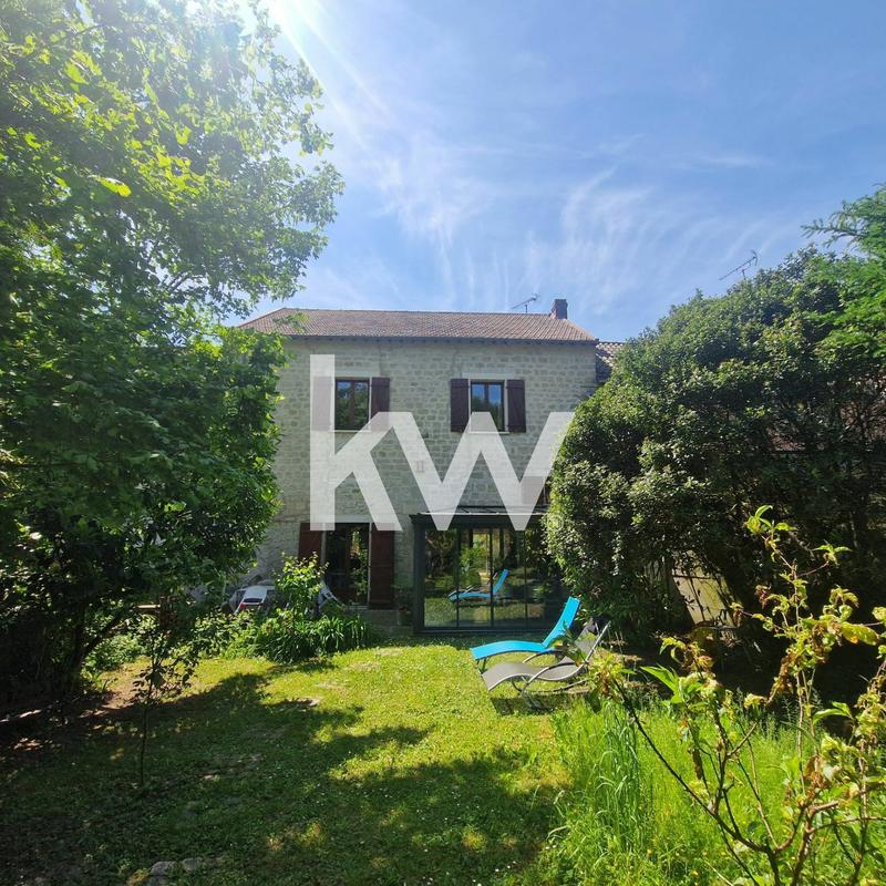 Maison - 157 m² - 6 pièces