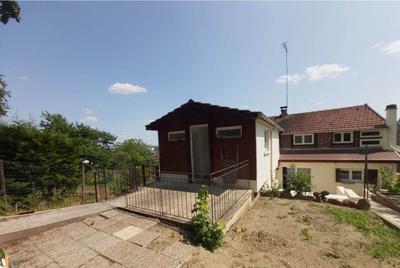 Maison traditionnelle - 220 m² - 7 pièces