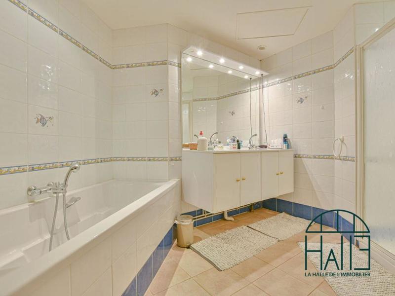 Longère - 312 m² - 9 pièces