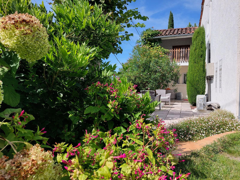 Maison - 265 m² - 7 pièces