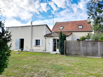 Maison - 107 m² - 5 pièces