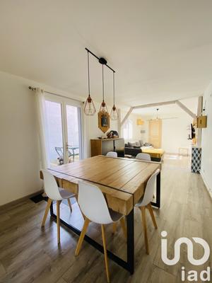 Maison de ville - 85 m² - 4 pièces