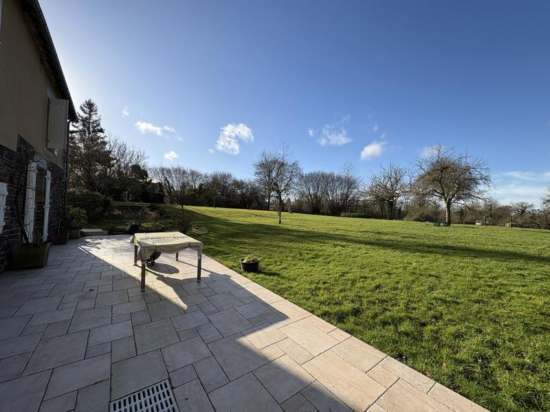 Maison - 140 m² - 4 pièces