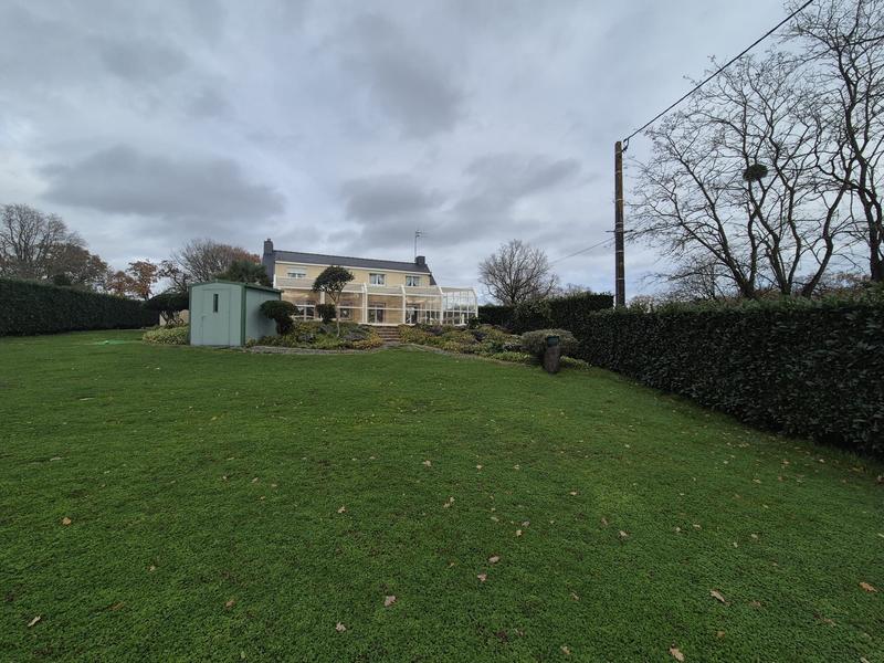 Maison - 142 m² - 7 pièces