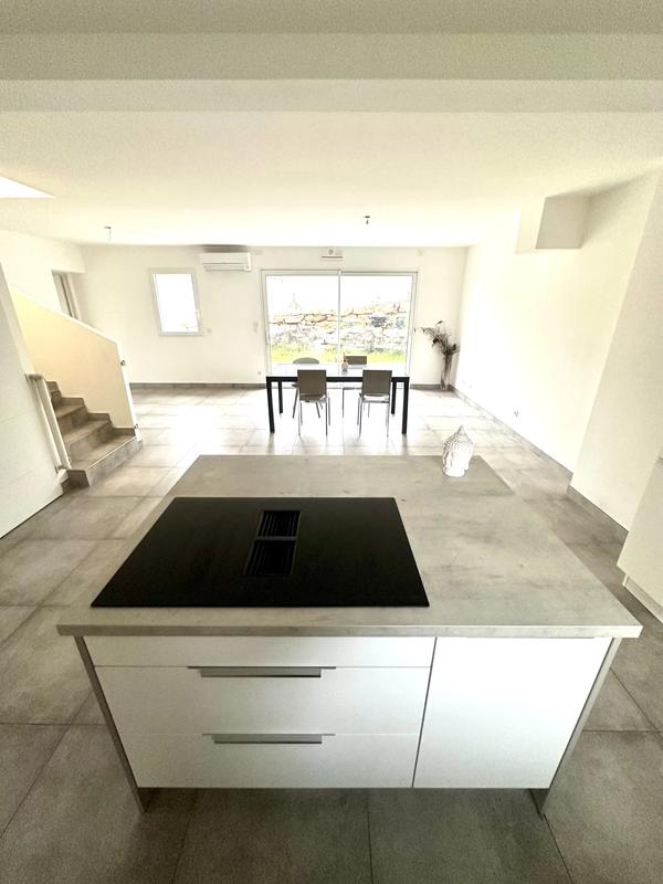 Maison - 120 m² - 5 pièces