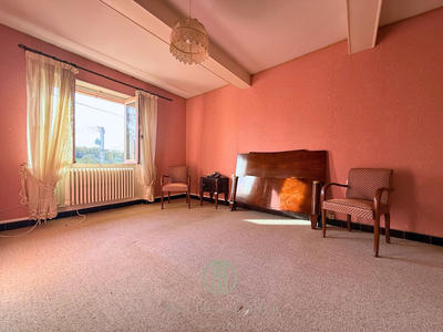 Maison - 102 m² - 5 pièces