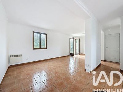 Maison - 86 m² - 5 pièces