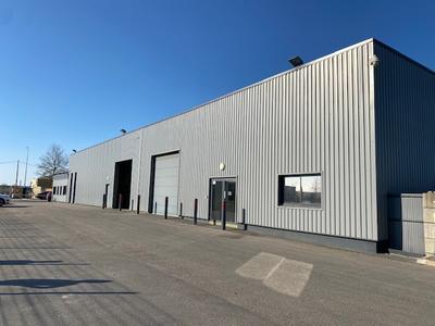 Local d'activité / Entrepôt - 1 100 m²