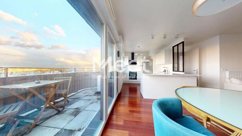 Appartement - 92 m² - 5 pièces