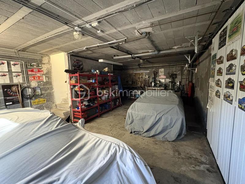 Maison traditionnelle - 170 m² - 5 pièces