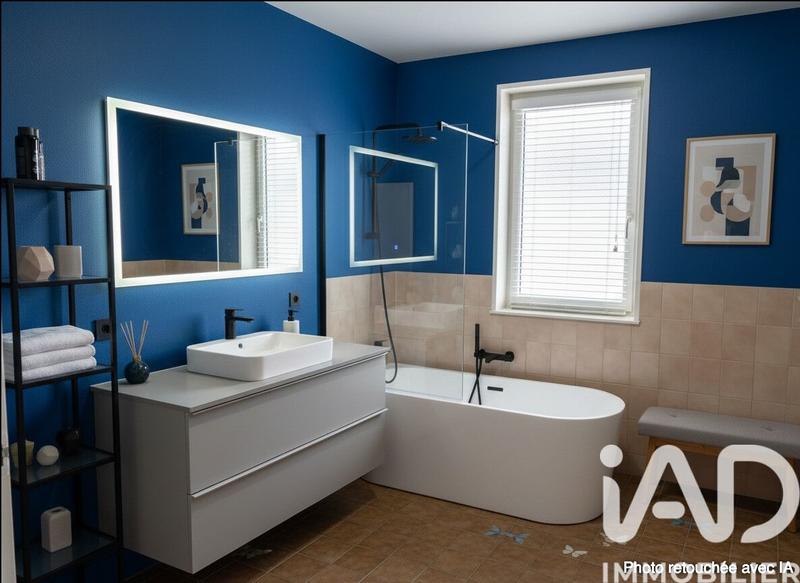 Maison - 93 m² - 6 pièces