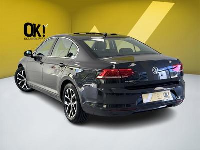 Volkswagen Passat Berline Comfortline 1.5 150 Dsg7 Leds Gps Caméra Carplay a