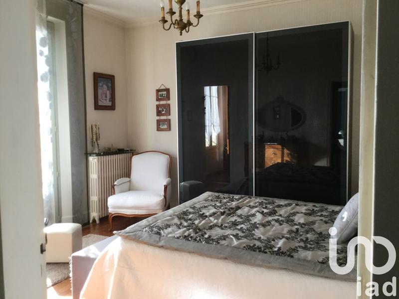 Maison - 182 m² - 7 pièces