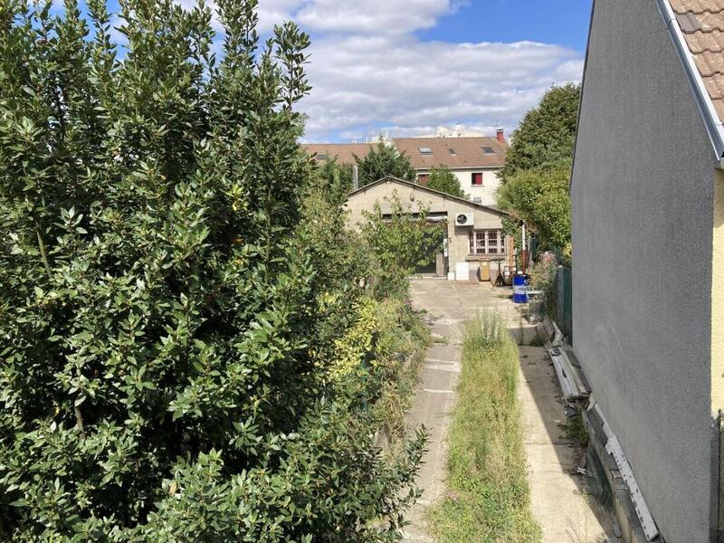 Loft - 240 m² - 1 pièce