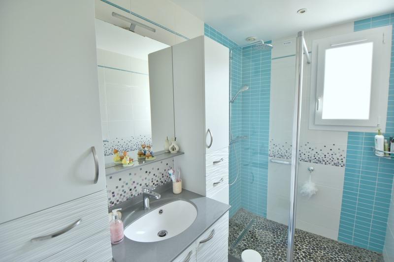 Maison - 137 m² - 7 pièces