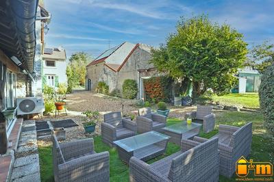 Maison - 190 m² - 5 pièces