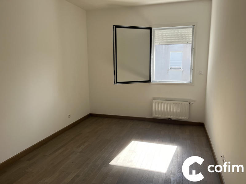 Appartement - 89 m² - 4 pièces