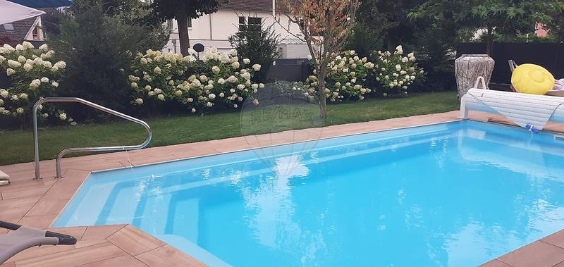 Maison - 160 m² - 5 pièces