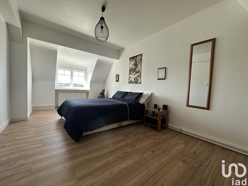 Maison - 197 m² - 5 pièces