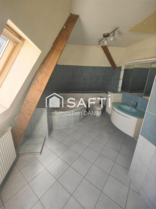 Maison - 192 m² - 8 pièces