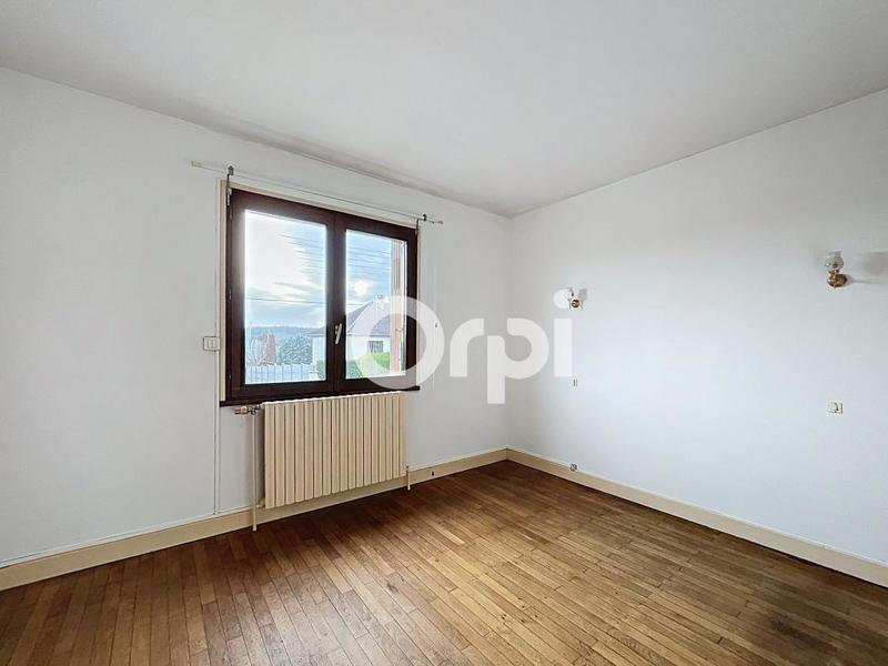 Maison - 102 m² - 5 pièces