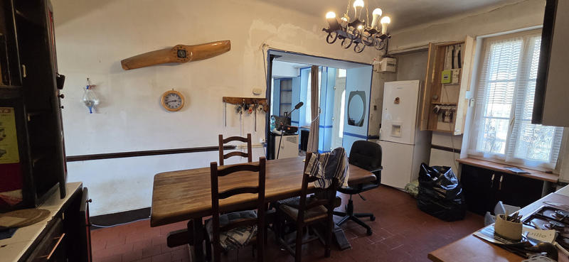 Maison - 64 m² - 5 pièces