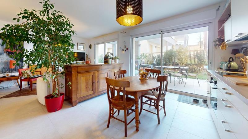 Appartement - 89 m² - 4 pièces