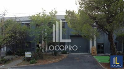 Local d'activité / Entrepôt - 195 m²