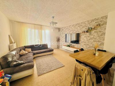 Appartement - 75 m² - 3 pièces