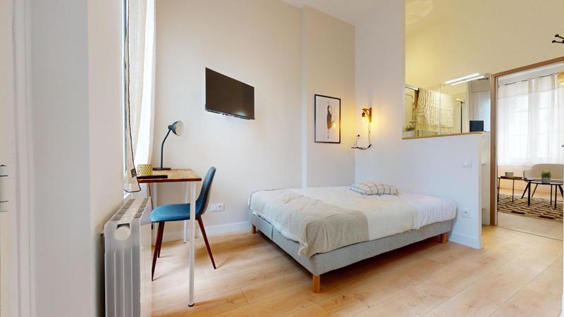 Maison en pierre - 158 m² - 8 pièces