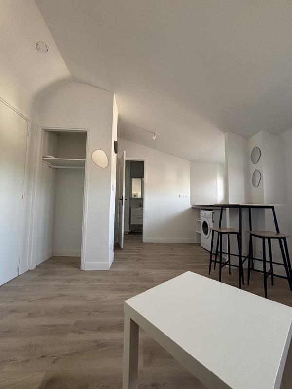 Appartement - 20 m² - 1 pièce