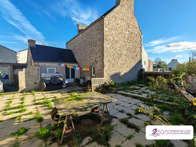 Maison - 103 m² - 6 pièces