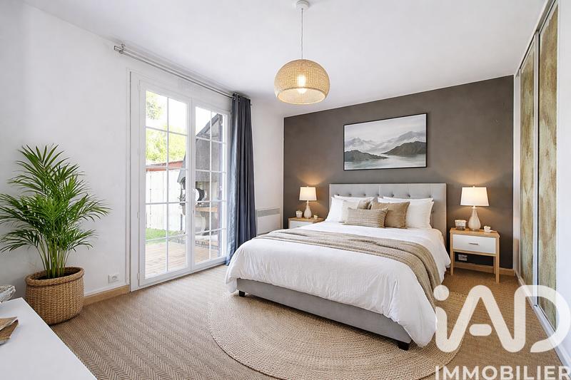 Maison - 117 m² - 7 pièces