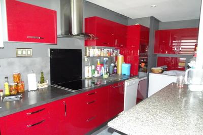 Appartement - 90 m² - 6 pièces