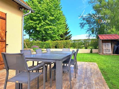 Maison - 177 m² - 8 pièces