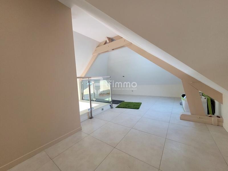 Maison - 147 m² - 8 pièces