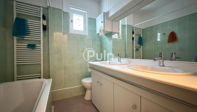 Maison - 90 m² - 5 pièces