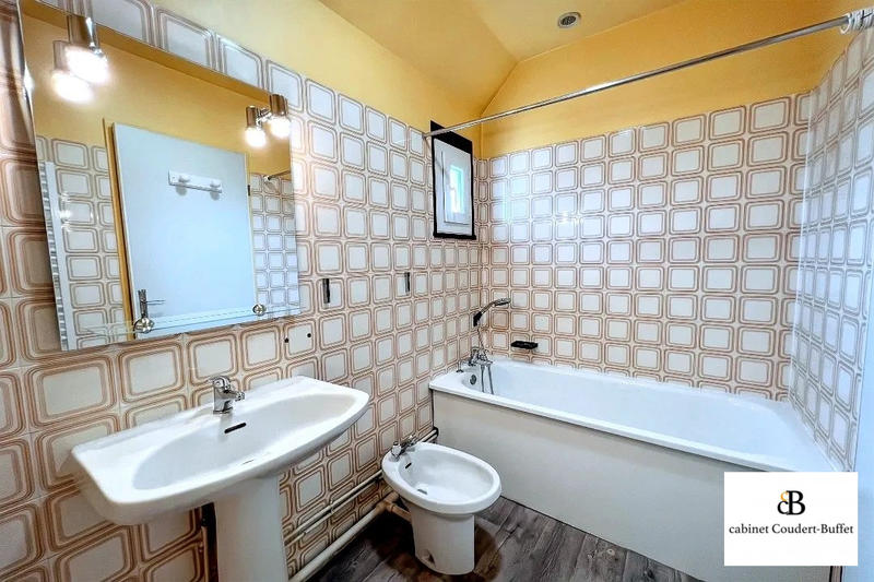 Maison - 107 m² - 5 pièces