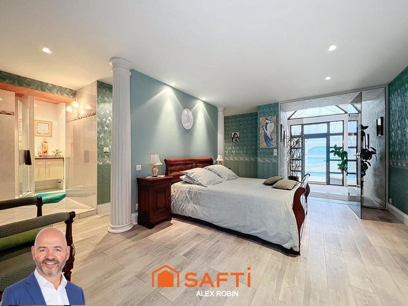 Maison - 290 m² - 7 pièces